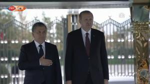Prezident Erdog’an Shavkat Mirziyoyevni rasmiy marosim bilan kutib oldi