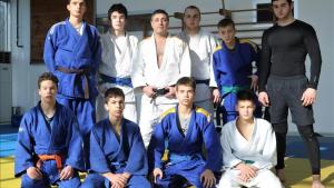 Les judokas ukrainiens remercient les soldats turcs ayant secourus leurs compatriotes en Mer Noire
