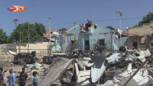 Bidiyon wajen da aka kai harin bam a birnin Mogadishu na Somaliya tare da kashe mutane 10