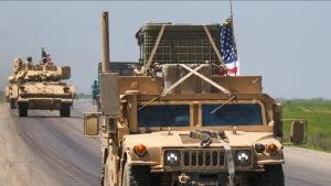 آمریکا به پایگاه‌های خود در سوریه تجهیزات و نیروهای تقویتی ارسال می‌کند