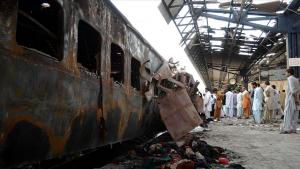 آتش سوری در قطار مسافربری پاکستان: 65 کشته