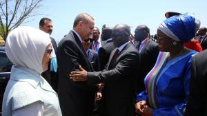 Comienza la gira del presidente turco por África Oriental : Erdogan está en Tanzania