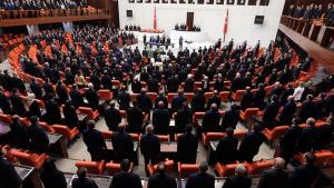 Parlament üz êşen başlap cibӓrӓ