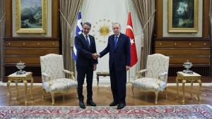 Primo ministro greco Mitsotakis e' in visita ad Ankara