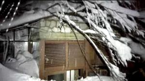 Varios muertos en un un hotel sepultado por un avalancha de nieve en Italia