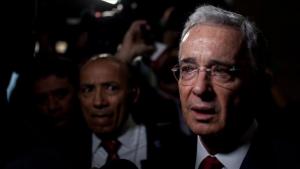 Expresidente colombiano Álvaro Uribe Vélez dio positivo para coronavirus