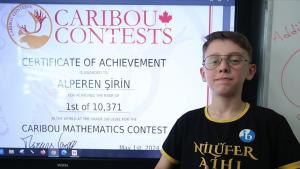 Алперен Ширин Халықаралық Карибу математика жарысында бірінші болды