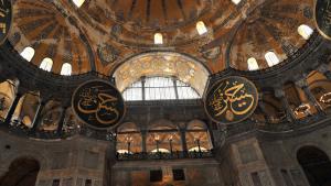 El mundo musulmán hoy celebra Laylat al-Qadr (Noche del Destino)