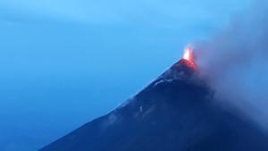Se eleva el número de muertos por la erupción volcánica en Guatemala