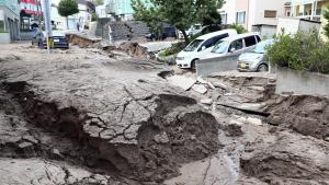 Último balance por terremoto en Japón:16 muertos y 100 heridos