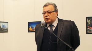 В Госдуме открылась выставка "Андрей Карлов. Путь в бессмертие"