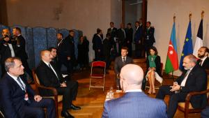 Liderler Azerbaýjan Bilen Ermenistanyň Arasyndaky Parahatçylyk Etaby Hakynda Pikir Alyşdy