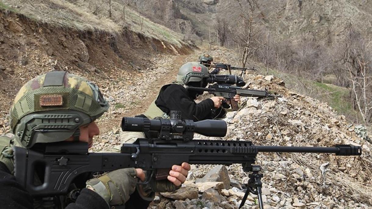 12名PKK恐怖分子在爪锁行动区被制服