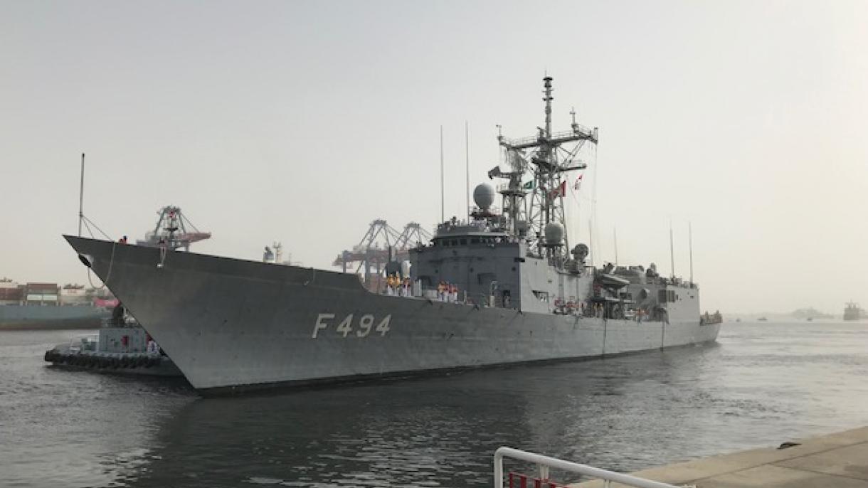 Фрегатата на Турция „TCG Gökçeada“ пристигна в Пакистан