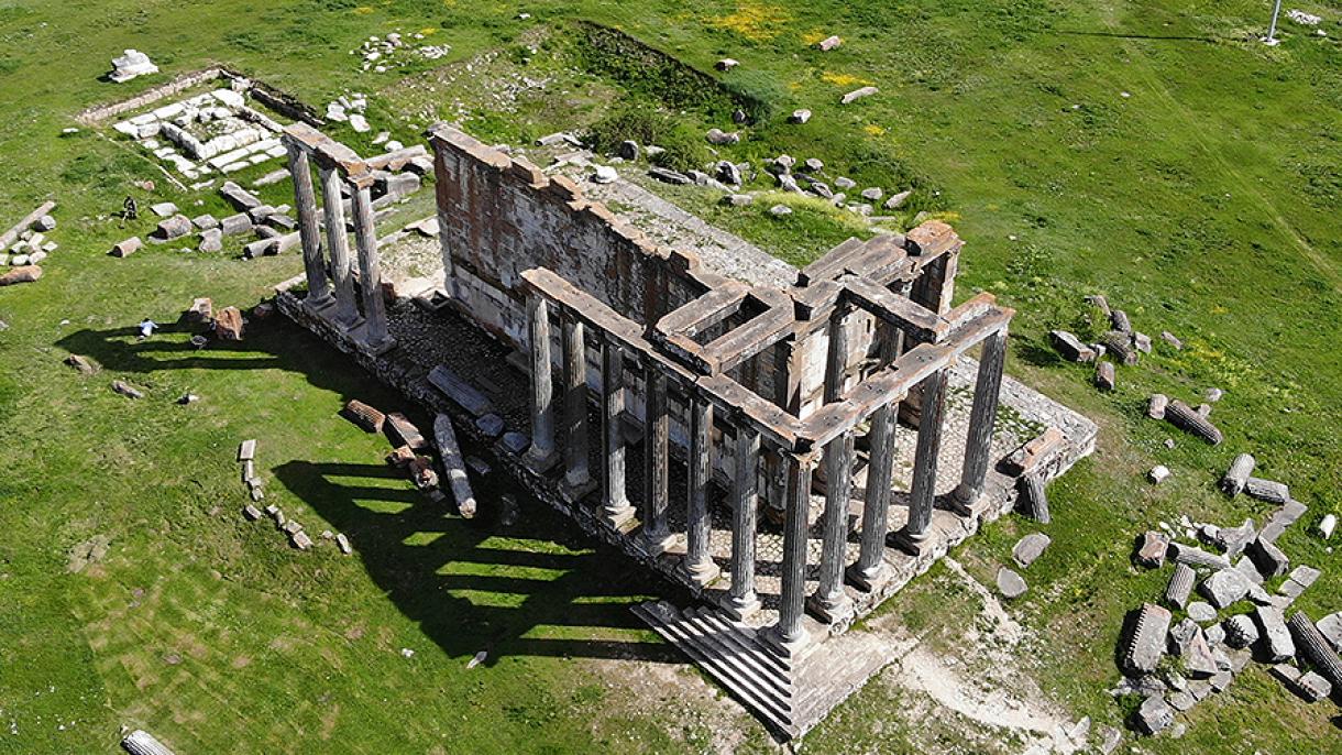 Aizanoi, a antiga cidade romana onde foi fundada a primeira bolsa de valores do mundo