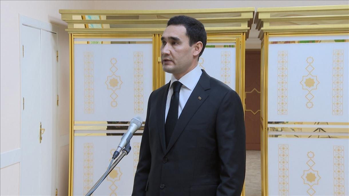 Serdar Berdimuhamedov Turkmaniston prezidenti lavozimiga kirishdi