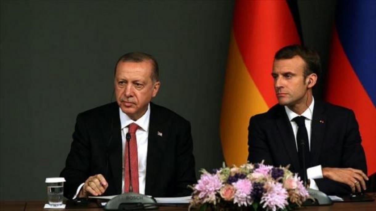 Macron: “Dobbiamo continuare i colloqui con il presidente Erdogan”