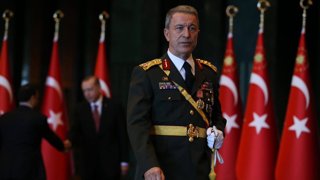 Törkiyä Ğomüm ştab başlığı Hulusi Akar Rusiyädä