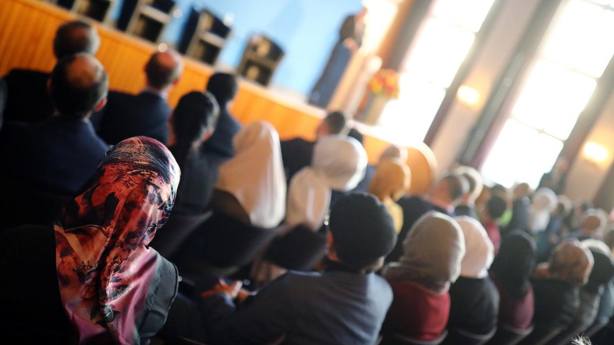 Gjermani - MPB shërben mish derri gjatë Konferencës Islame