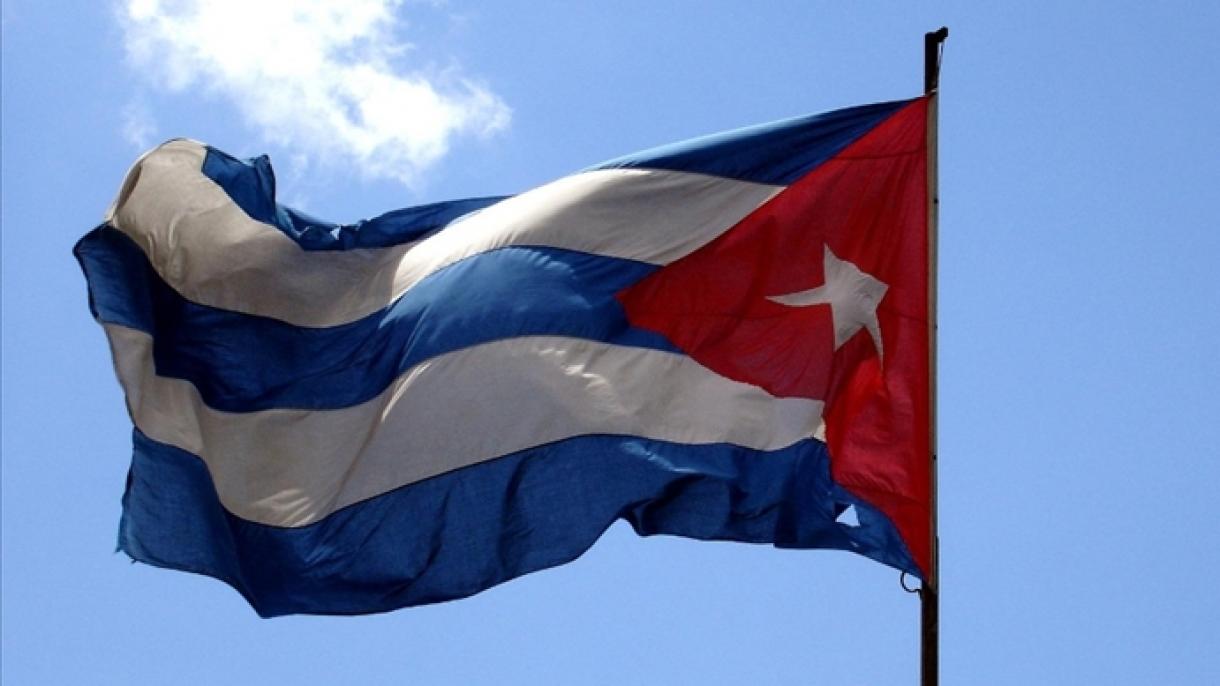 Президентът на Куба Мигел Марио Диас-Канел Бермудес пристига в Тюркийе...