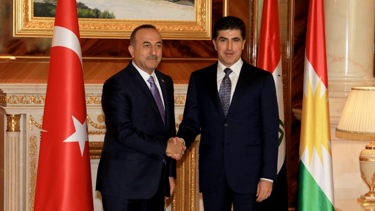 Mövlud Çavuşoğlu İraq Kürd Regional Rəhbərliyinin baş naziri ilə görüşdü
