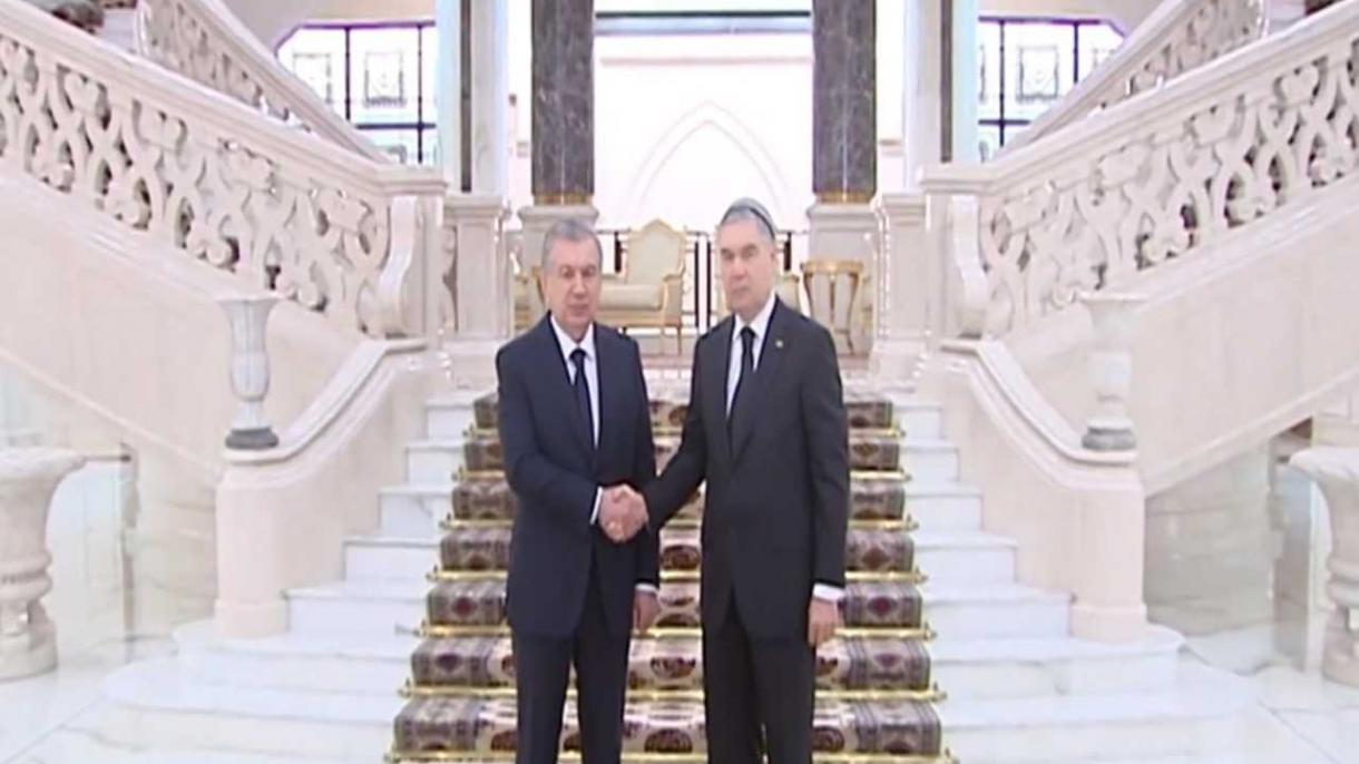 Özbegistanyň Prezidenti Türkmenistanda Saparda Boldy