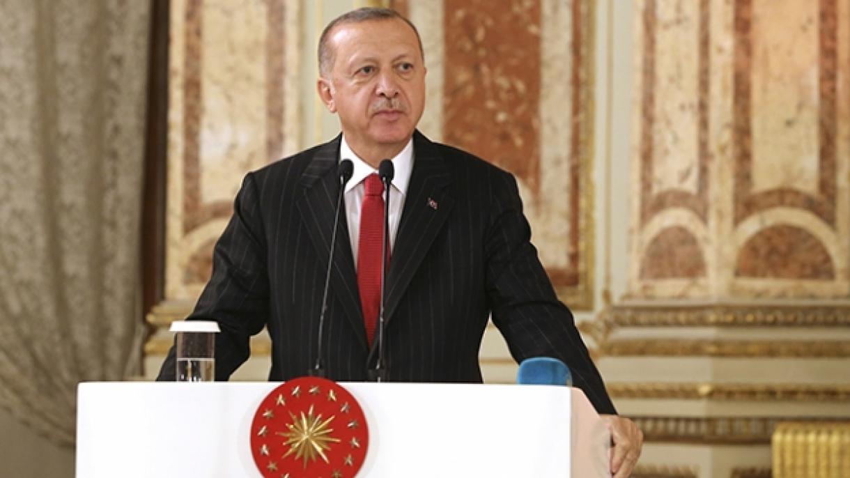 اردوغان، ترورلا موجادله یولوندا آتیلان آددیملارین هئچ واخت دایاندیریلمایاجاغینی بیلدیریب