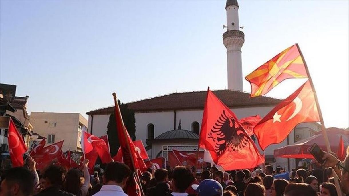 Митинг за солидарност со Турција во Скопје