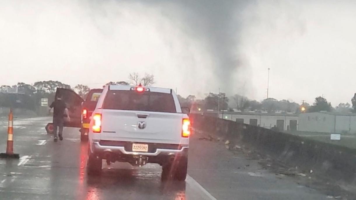 ABŞ-ın Luiziana ştatında tornado baş verib, ölənlər var