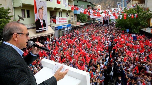 Президент Ердоған Юсуфели ауданында халыққа үн қатты