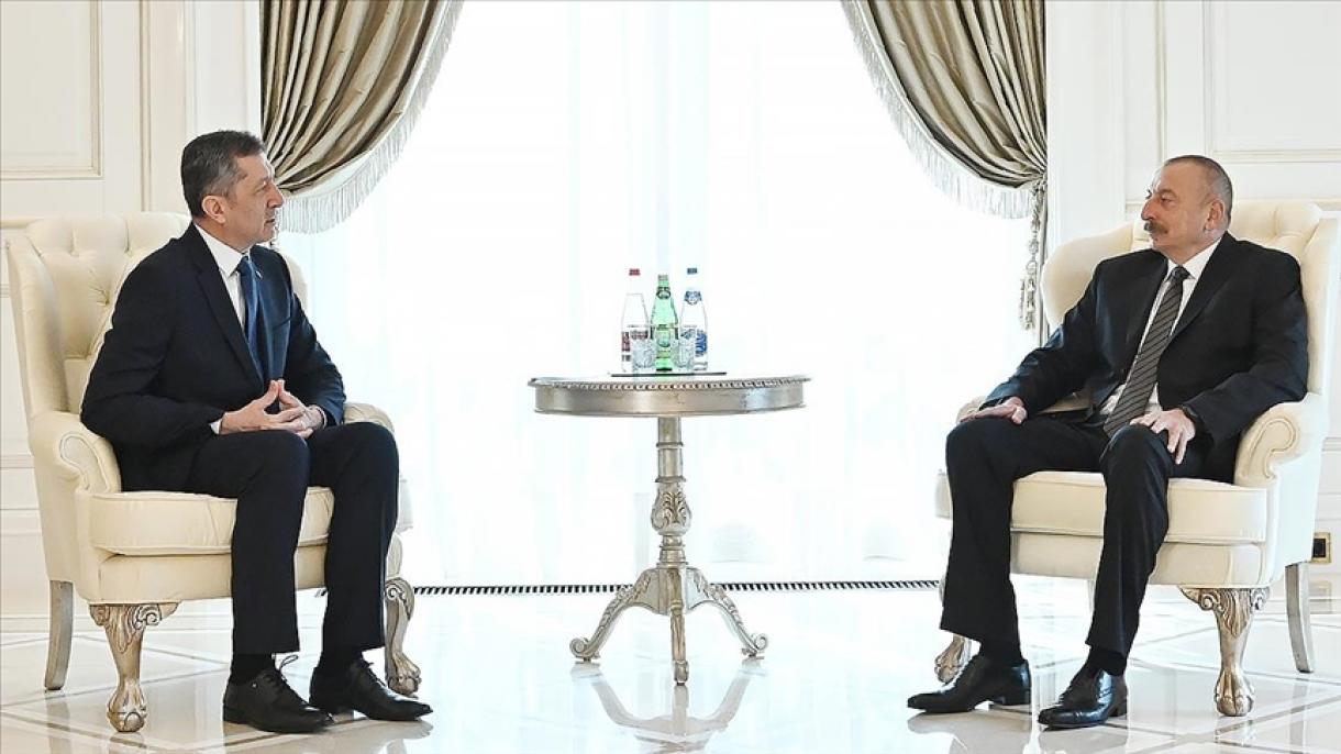 Илхам Алиев Түркиянын билим берүү министрин кабыл алды