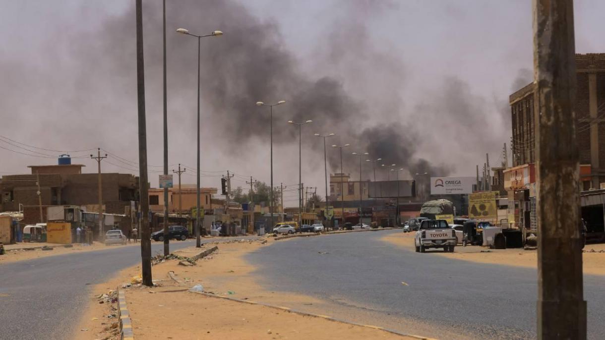 ترکیه امور تخلیه شهروندان ترک در سودان را آغاز می‌کند