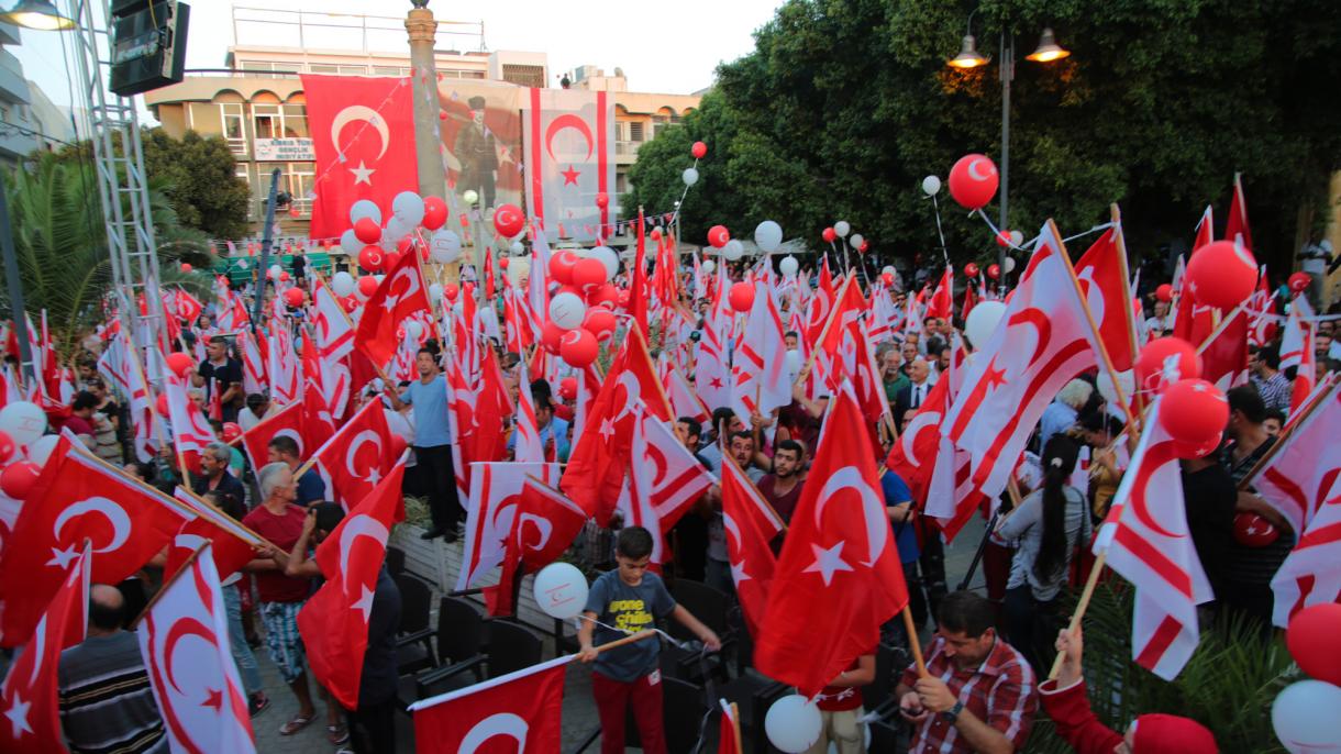 Түндүк Кипр Түрк Республикасында «Козголоңго каршы демократияга колдоо» митинги өткөрүлдү