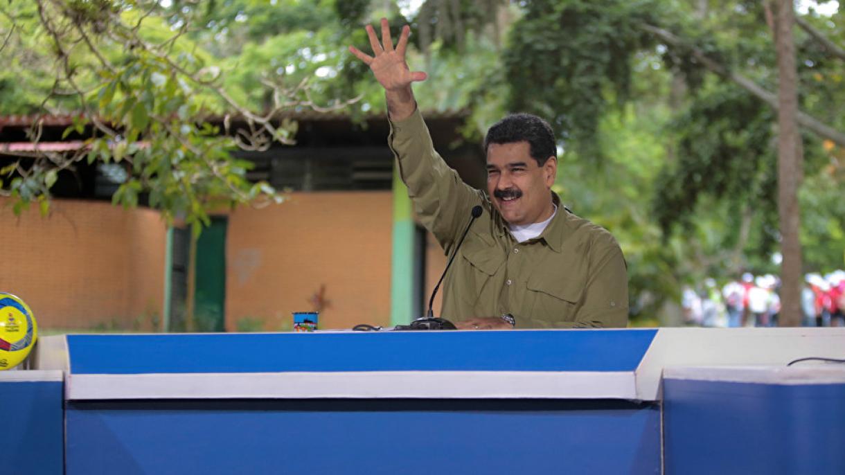 مادورو، آمریکا و کلمبیا را به حمایت مالی از حمله مسلحانه به پایگاه نظامی ونزوئلا متهم کرد