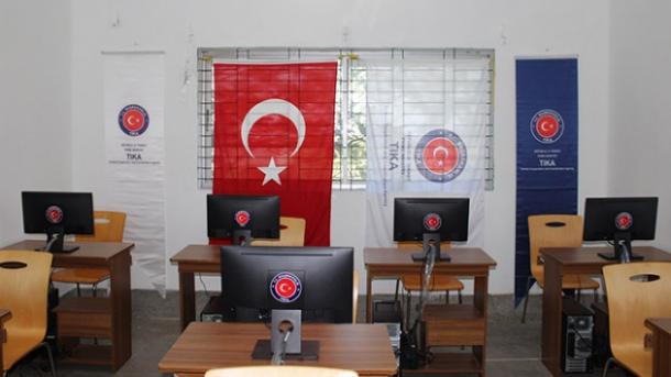La Turquie fonde un centre de formation professionnelle au Bangladesh