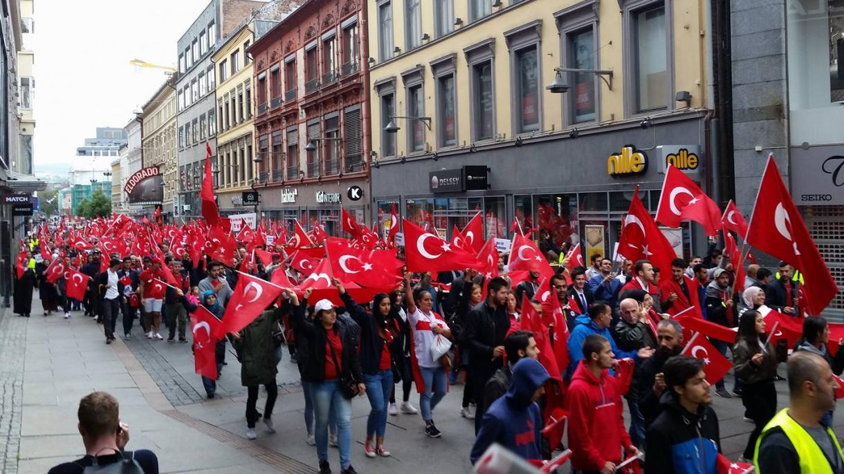 Norveçdə yaşayan Türklər çevriliş cəhdinə etirazlarını bildiriblər