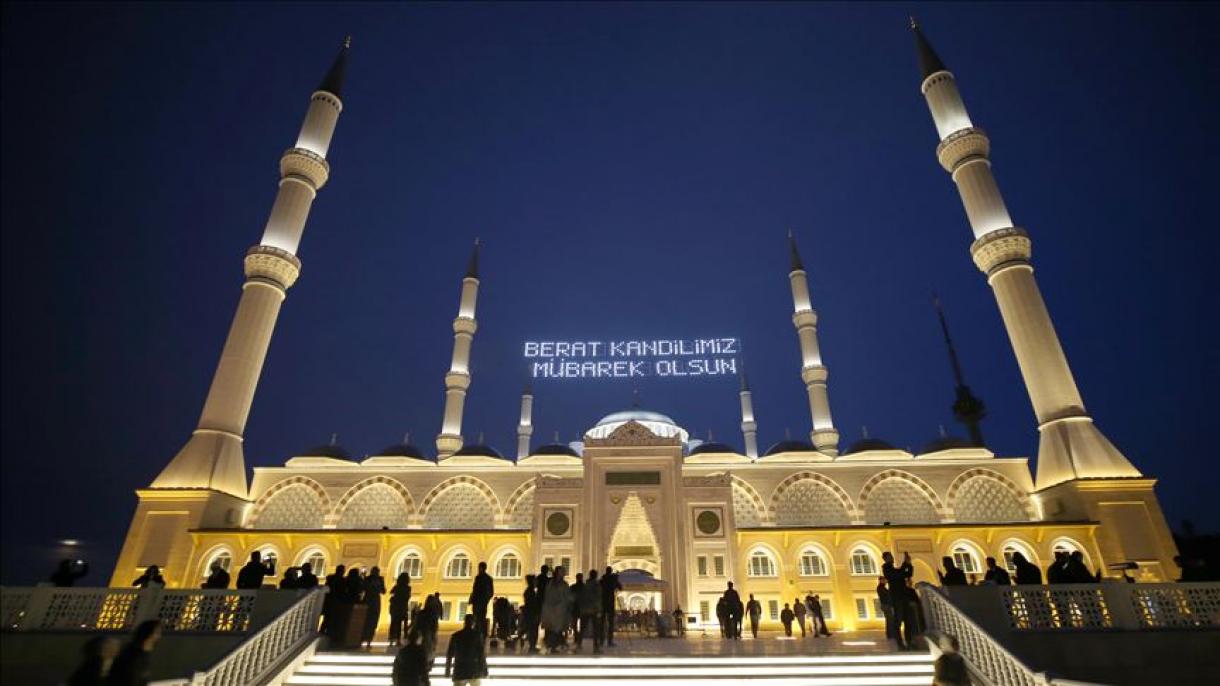 Bu gün Türkiyədə Ramazan bayramıdır