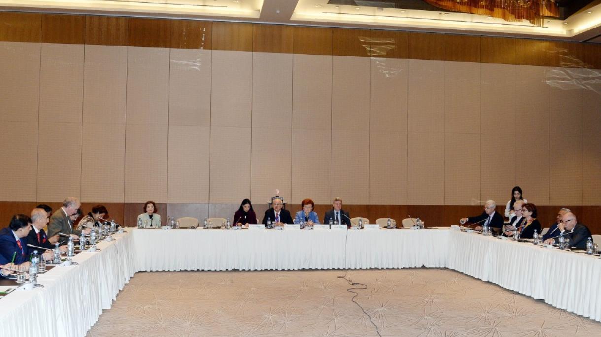 VI Qlobal Bakı Forumu çərçivəsində Beynəlxalq Kitab Sammiti keçirildi
