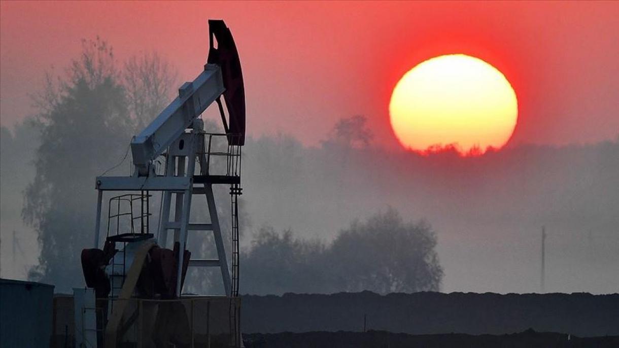 کاهش قیمت نفت خام برنت به 82.06 دلار