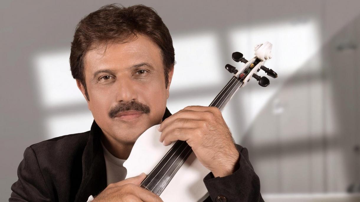 Eronlik musiqachi Bijan Mortazaviy Turkiyadagi musiqa ixlosmandlari bilan uchrashadi