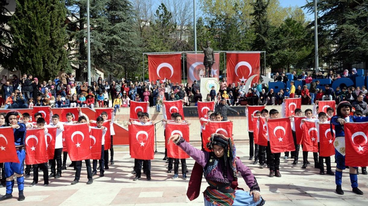 A e dini se festa për fëmijët në mbarë botën i është dhuruar atyre nga Ataturku?