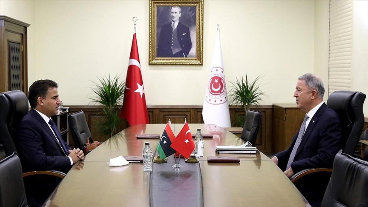 دیدار وزیر دفاع ملی ترکیه با وزیر دفاع حکومت وفاق ملی لیبی