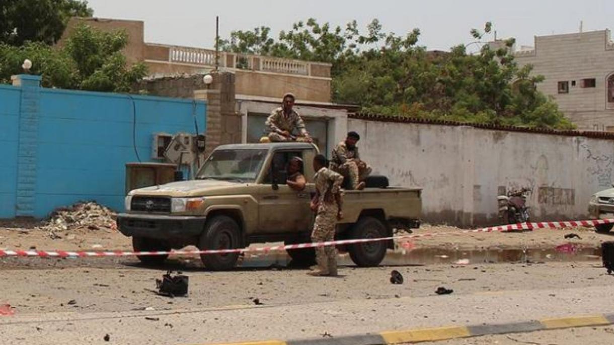 Атака с дронове на хутите по военна база в Йемен...