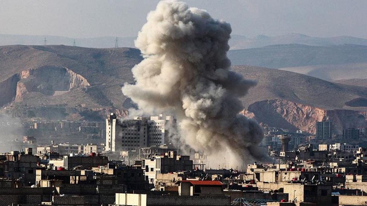 Ataques aéreos na Síria causam dezenas de mortes