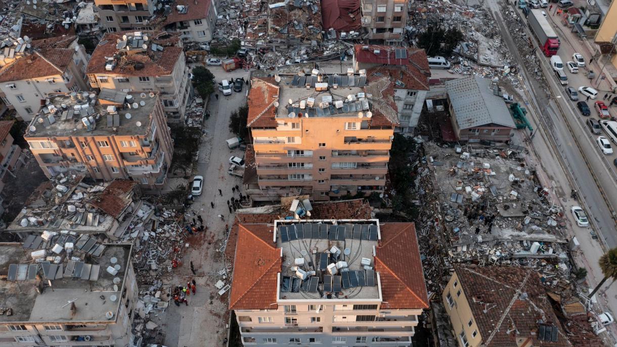 土耳其强震死亡人数超过1.7万人