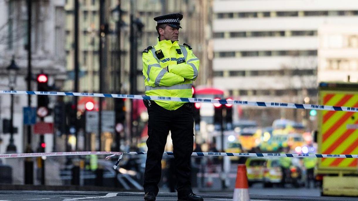 伦敦恐袭后  英国警察拘留7人
