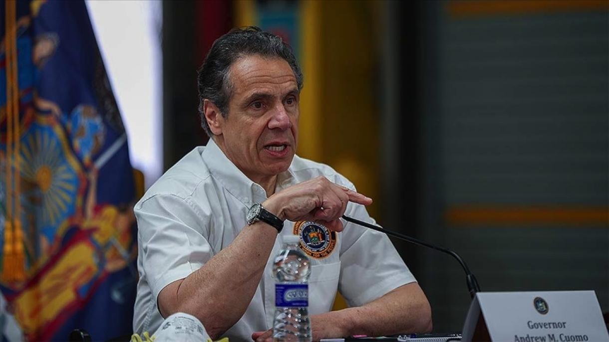 نيۇيورك ۋالىيسى ئاندرېۋ كۇمو يەنە بىر قېتىم شەھۋانىيەتچىلىك بىلەن ئەيىبلەندى