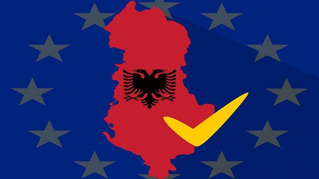 Shqipëri – Hapja e negociatave me BE-në, Vlahutin i dorëzon sot raportin parisë së shtetit