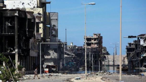 Операци срещу ДАИШ в Либия...