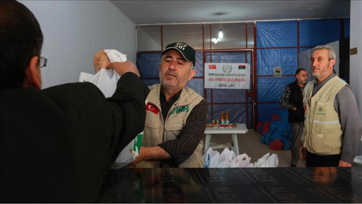 کمک بنیاد همیاری‌های بشری ترکیه به 700 خانواده در لیبی